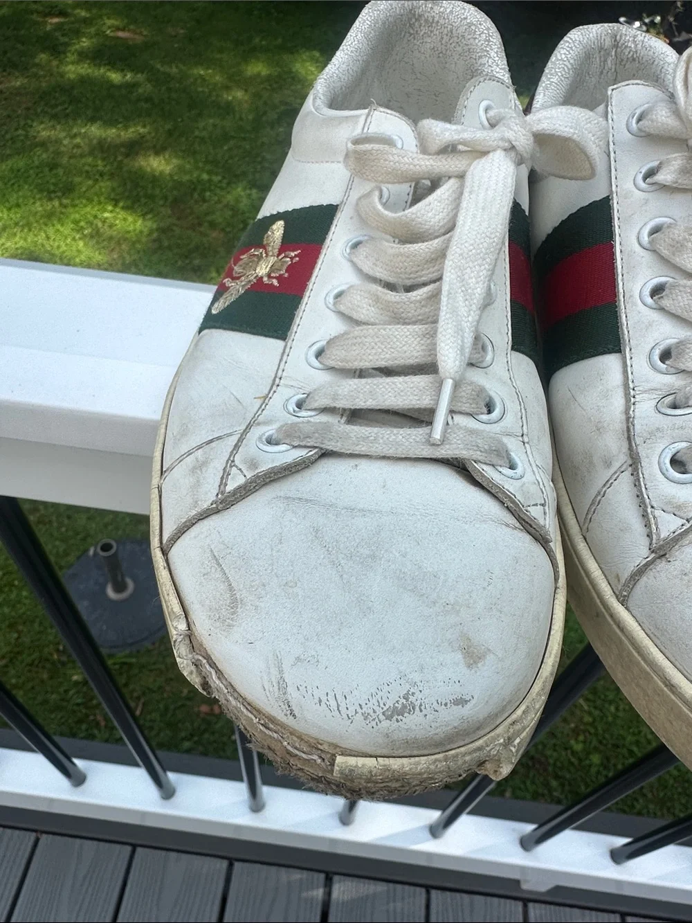 Gucci White Leather Sneakers with Red & Green Stripe and Metallic Heel Accents